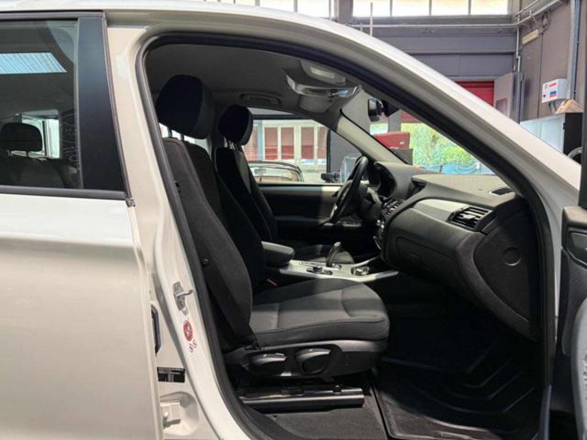 BMW X3 xDrive20d Business Advantage Aut. (15)