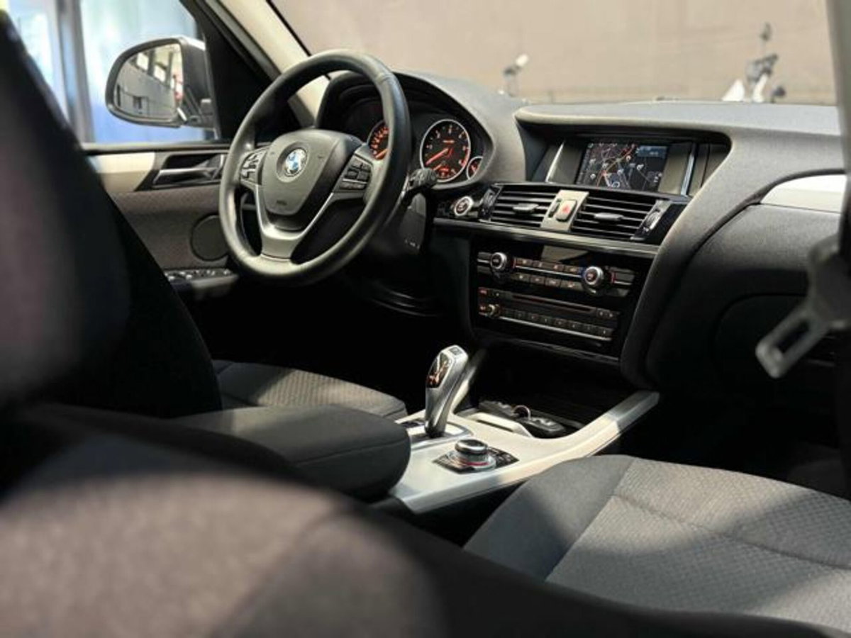 BMW X3 xDrive20d Business Advantage Aut. (16)