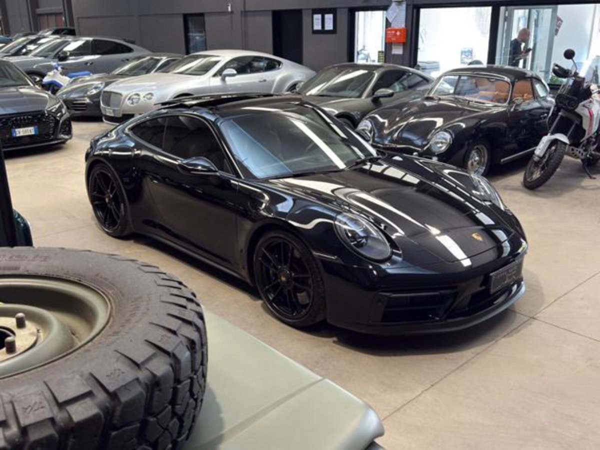Porsche 911 Coupé Coupe 3.0 Carrera 4 GTS (3)