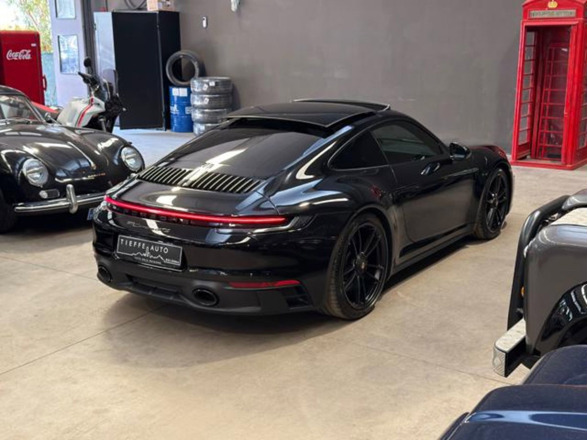 Porsche 911 Coupé Coupe 3.0 Carrera 4 GTS (4)