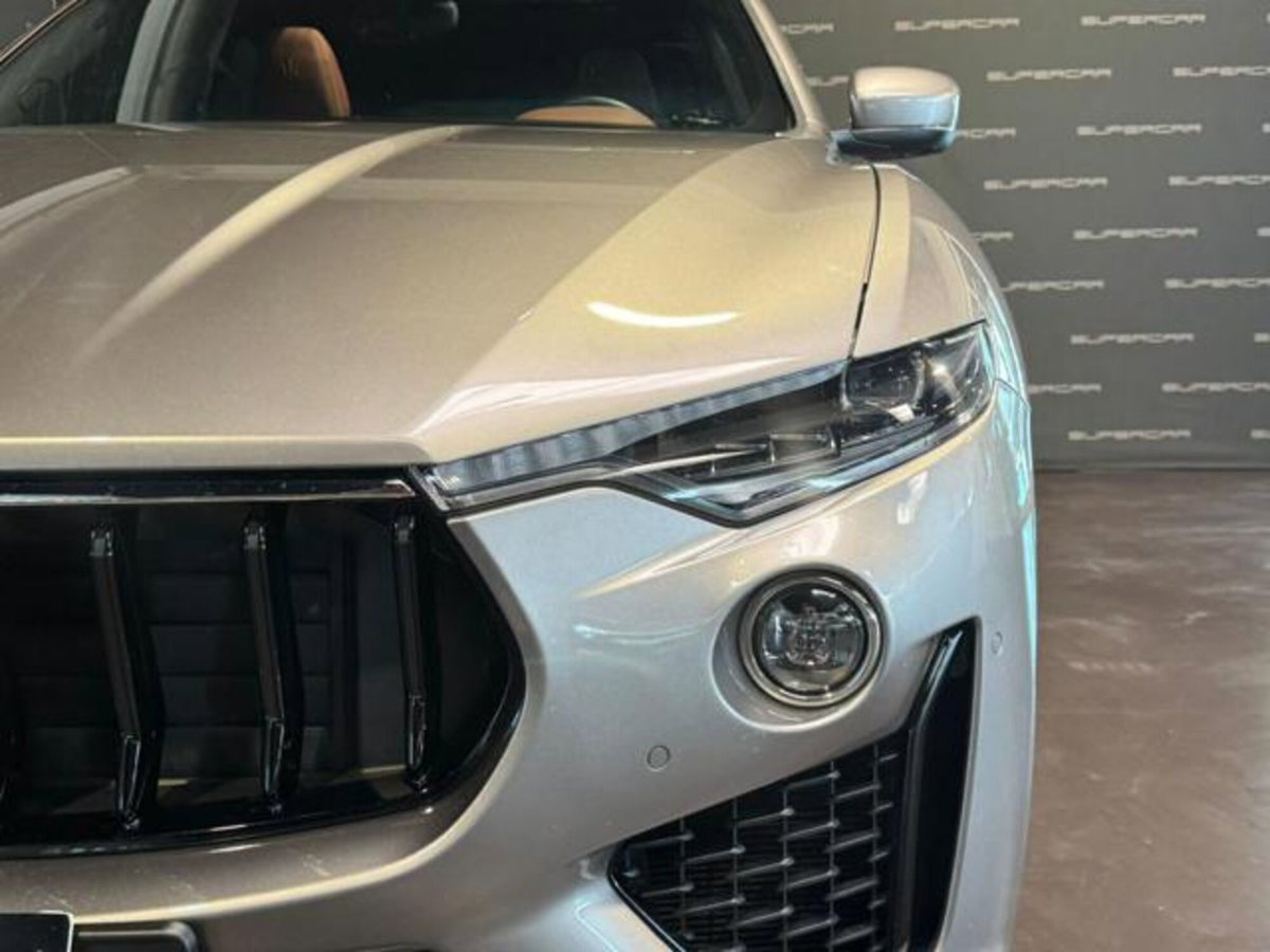 Maserati Levante Levante MHEV 330 CV AWD GT (7)