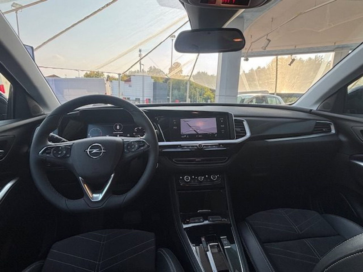 Opel Grandland X 1.2 Turbo 12V 130 CV Start&Stop aut. Ultimate (9)