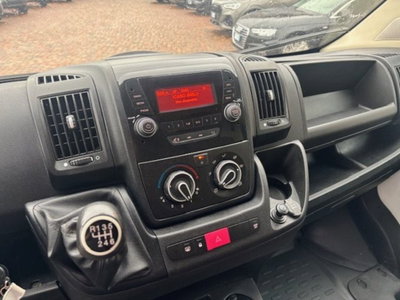 Citroen Jumper Furgone 33 BlueHDi 140 S&S PM-TM Furgone Vetrato (13)