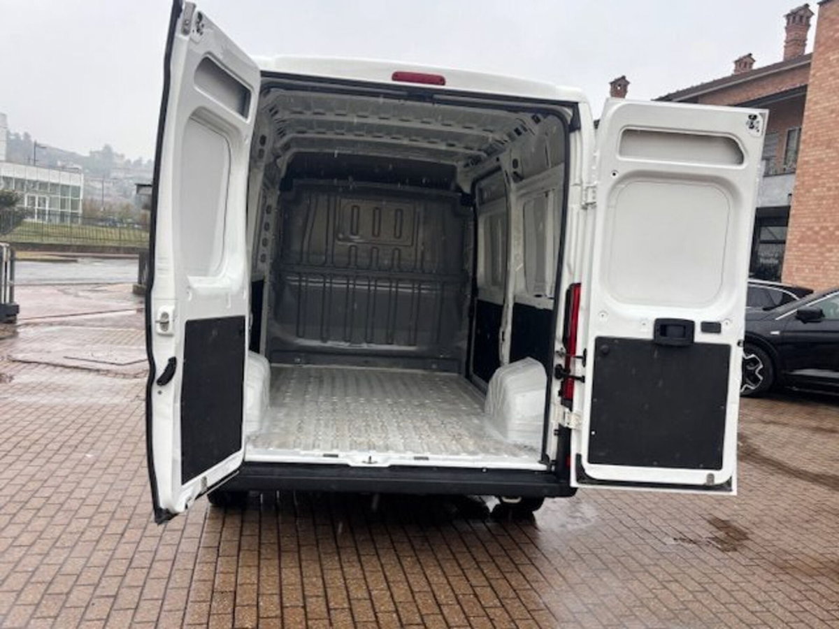 Citroen Jumper Furgone 33 BlueHDi 140 S&S PM-TM Furgone Vetrato (8)