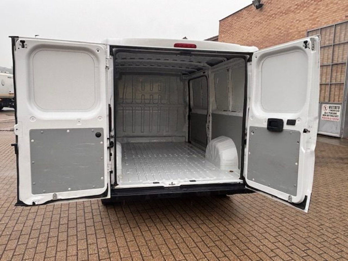 Fiat Ducato Furgone 33 2.2 Mjt 140CV AT9 PM-TN Furgone (10)