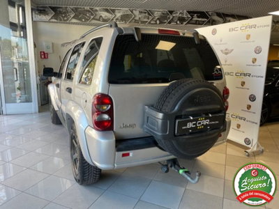 Jeep Cherokee 2.8 CRD Limited (5)