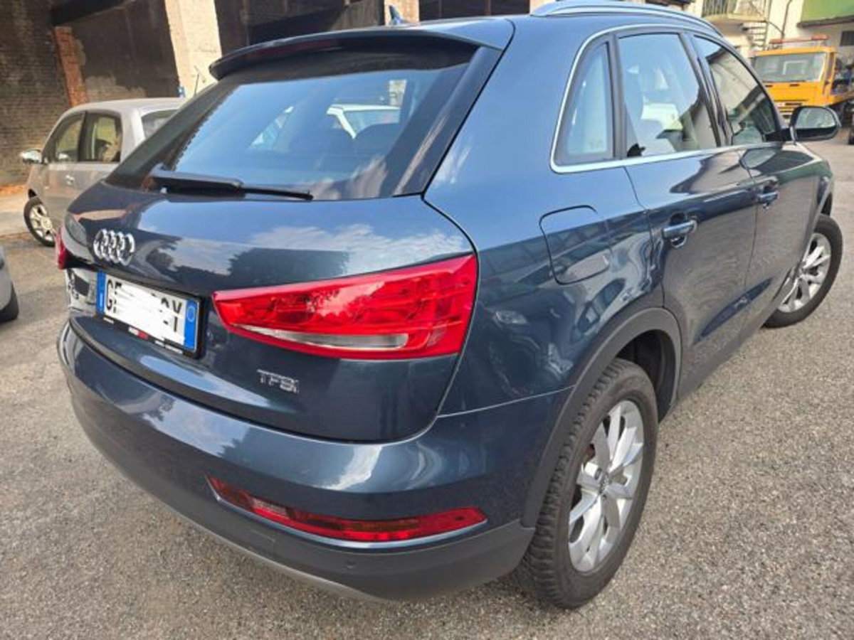 Audi Q3 1.4 TFSI 125 CV (3)