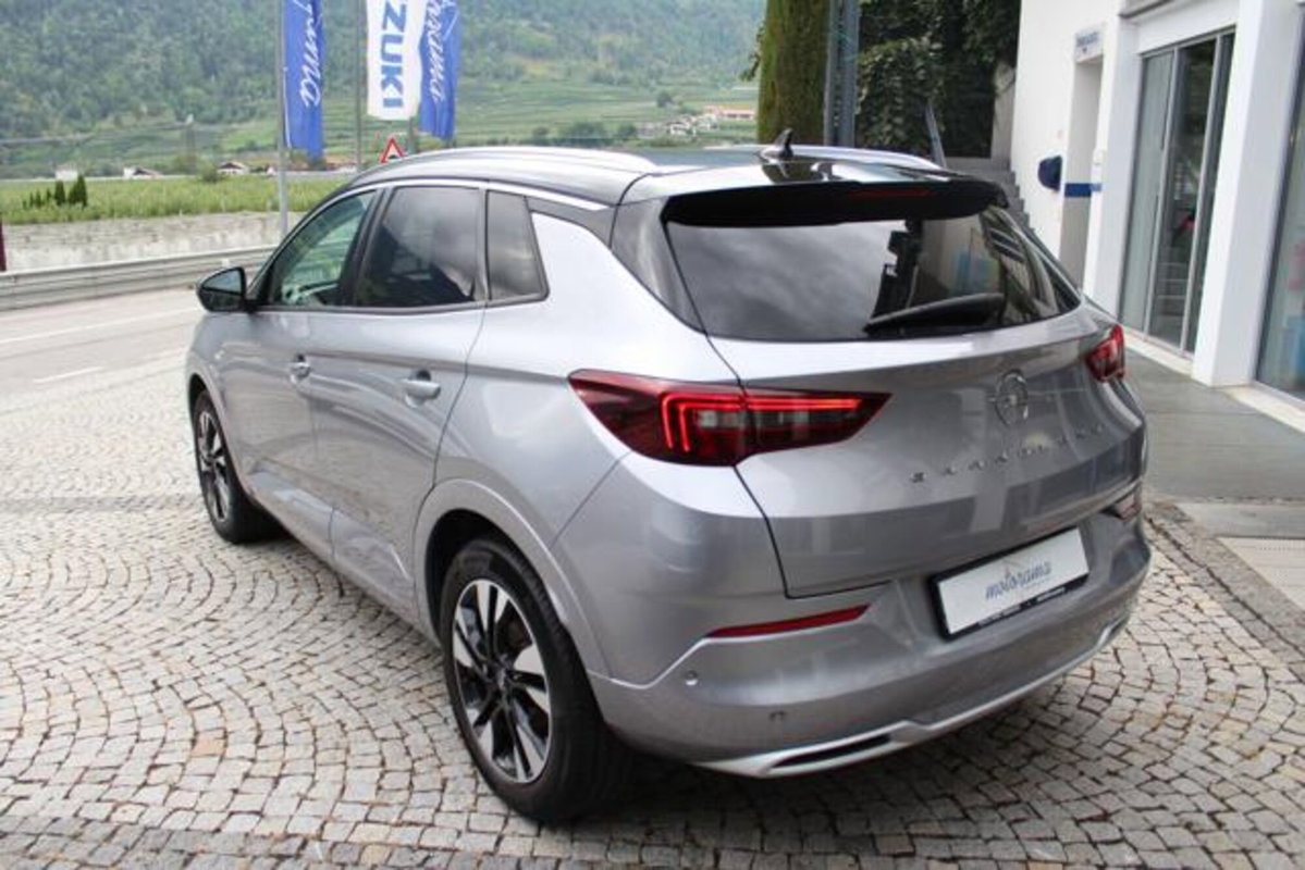 Opel Grandland 1.5 diesel Ecotec aut. Ultimate (3)