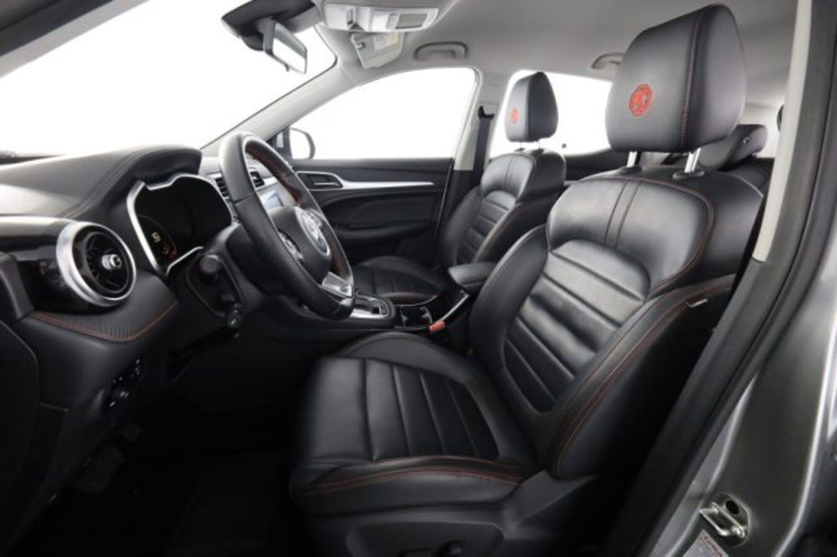 Mg ZS (2021-->) ZS 1.0T-GDI aut. Comfort (2)