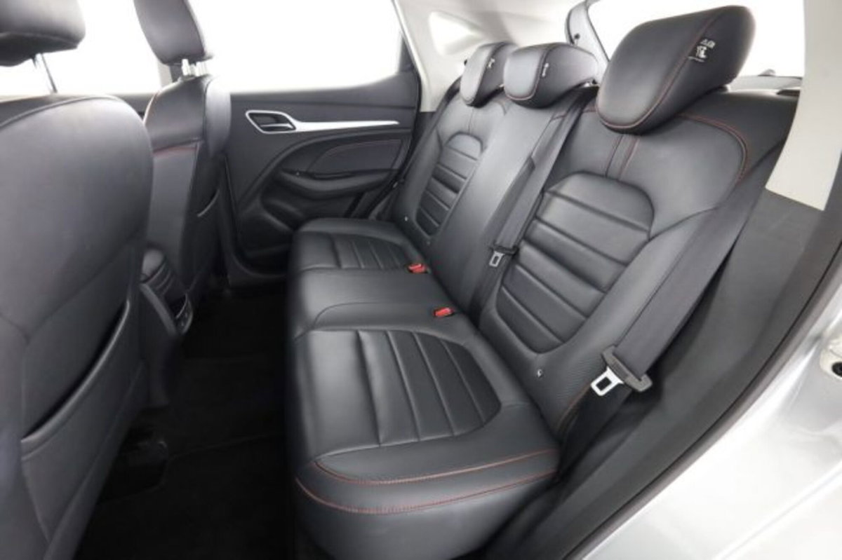 Mg ZS (2021-->) ZS 1.0T-GDI aut. Comfort (3)