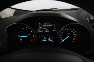 Ford Kuga 1.5 TDCI 120 CV S&S 2WD Powershift Titanium Business (7)
