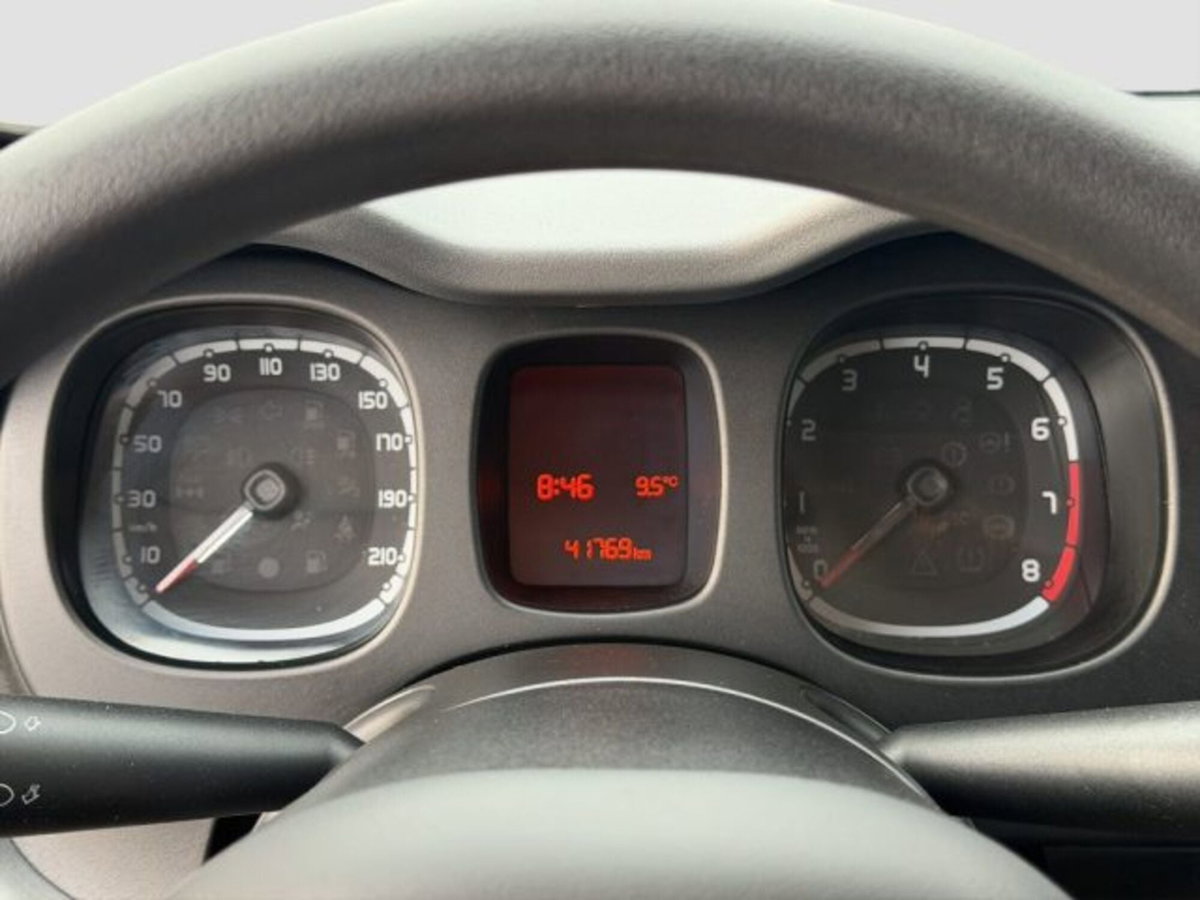 Fiat Panda 1.0 FireFly S&S Hybrid City Cross (15)