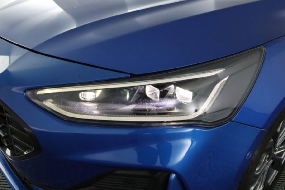 Ford Focus 1.0 EcoBoost Hybrid 125 CV Powershift 5p. Active X (9)