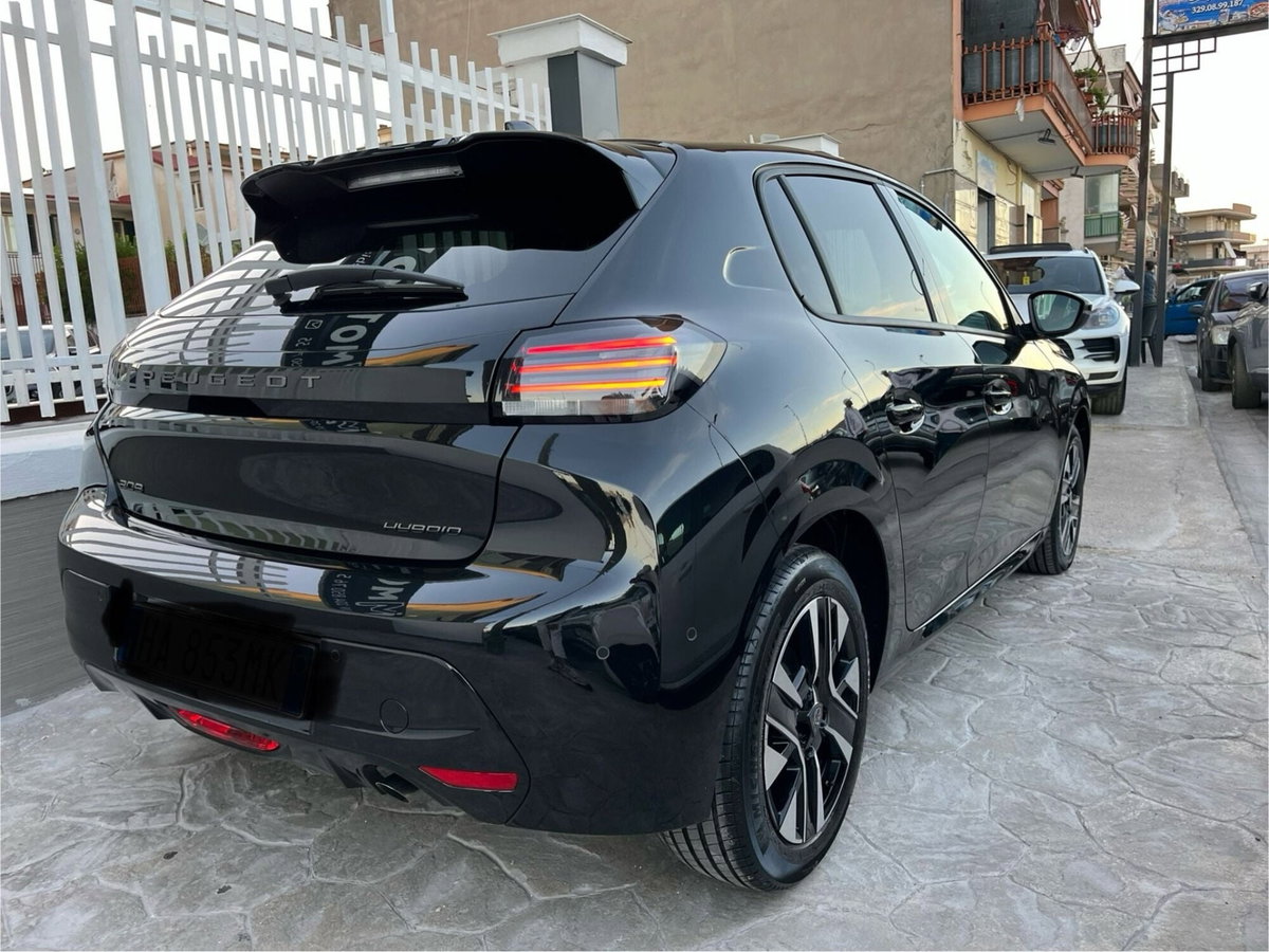 Peugeot 208 PureTech 100 Stop&Start 5 porte Allure (5)