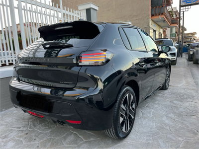 Peugeot 208 PureTech 100 Stop&Start 5 porte Allure (5)