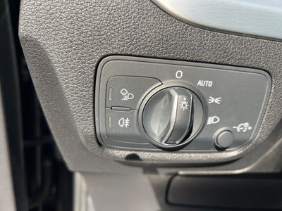 Audi Q2 Q2 35 TDI quattro S tronic Identity Black (15)