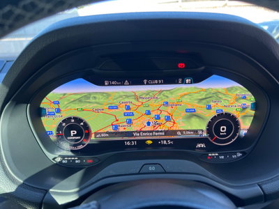 Audi Q2 Q2 35 TDI quattro S tronic Identity Black (9)