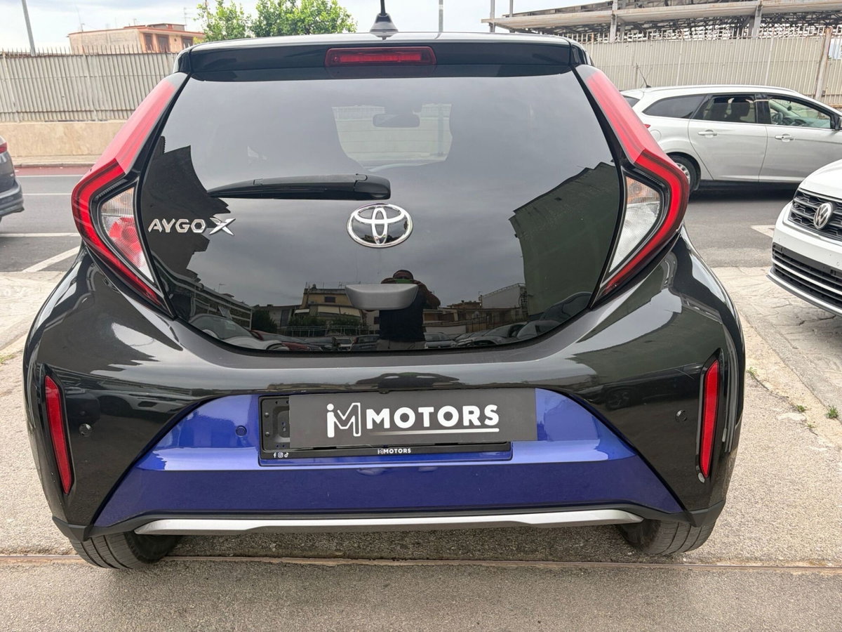 Toyota Aygo X 1.0 VVT-i 72 CV 5 porte Limited Air (9)