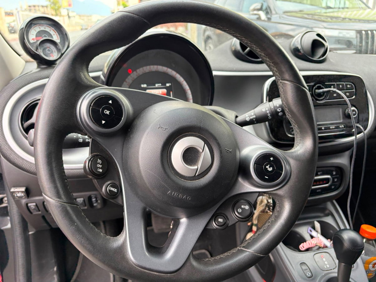 smart forfour forfour 70 1.0 twinamic Passion (8)