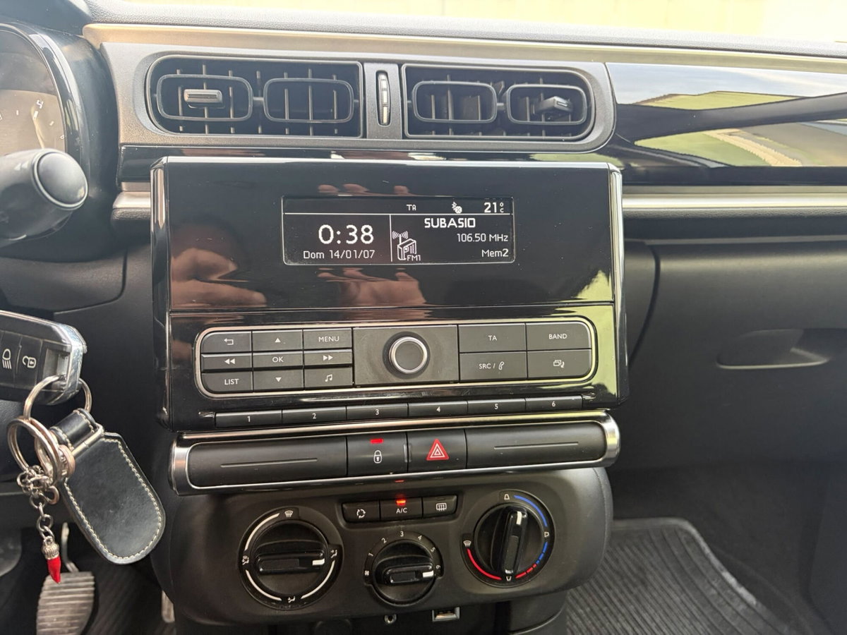 Citroen C3 BlueHDi 100 S&S Shine (12)