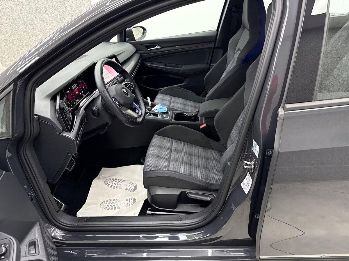 Volkswagen Golf 1.4 GTE DSG Plug-In Hybrid (5)