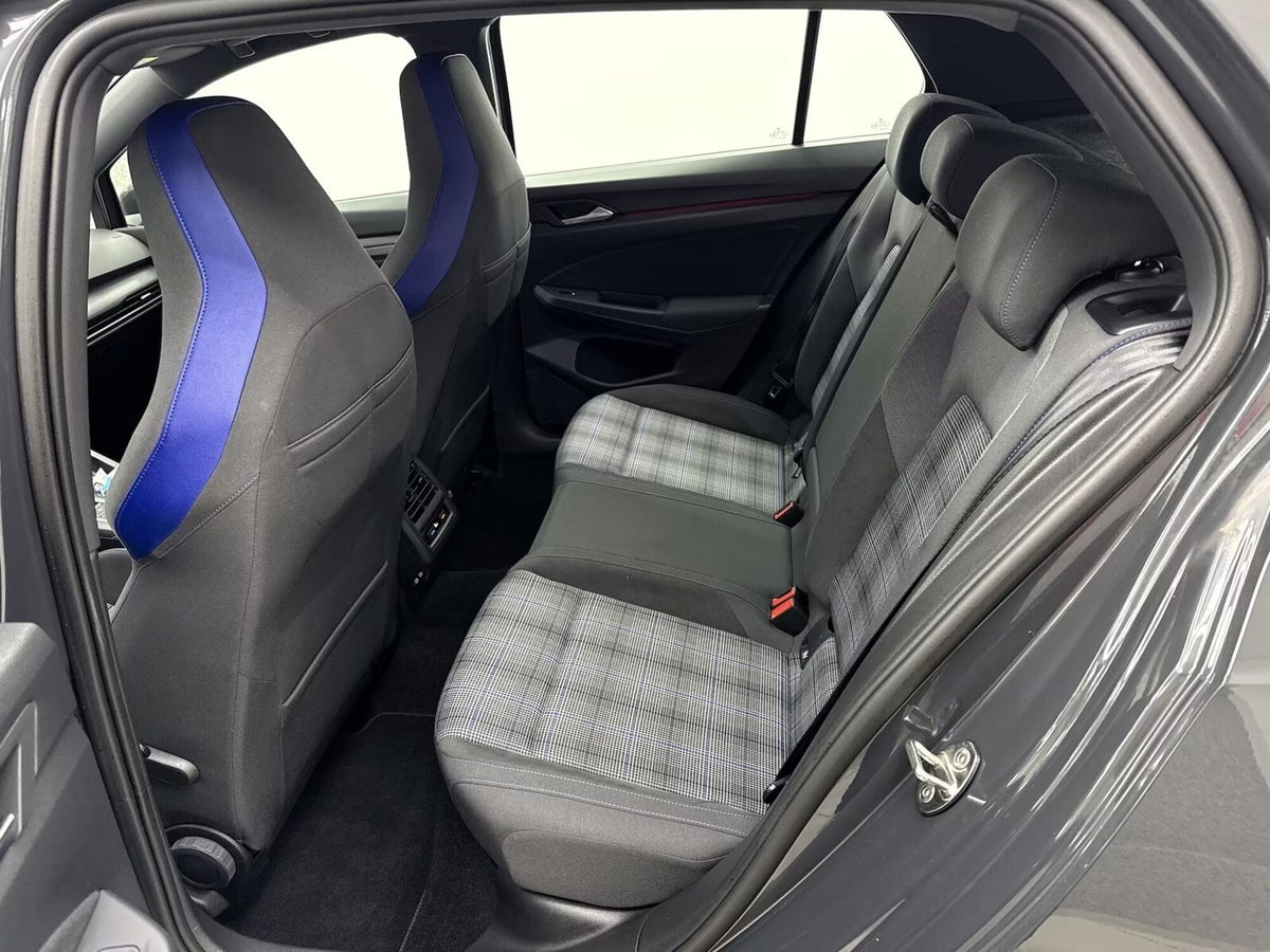 Volkswagen Golf 1.4 GTE DSG Plug-In Hybrid (8)