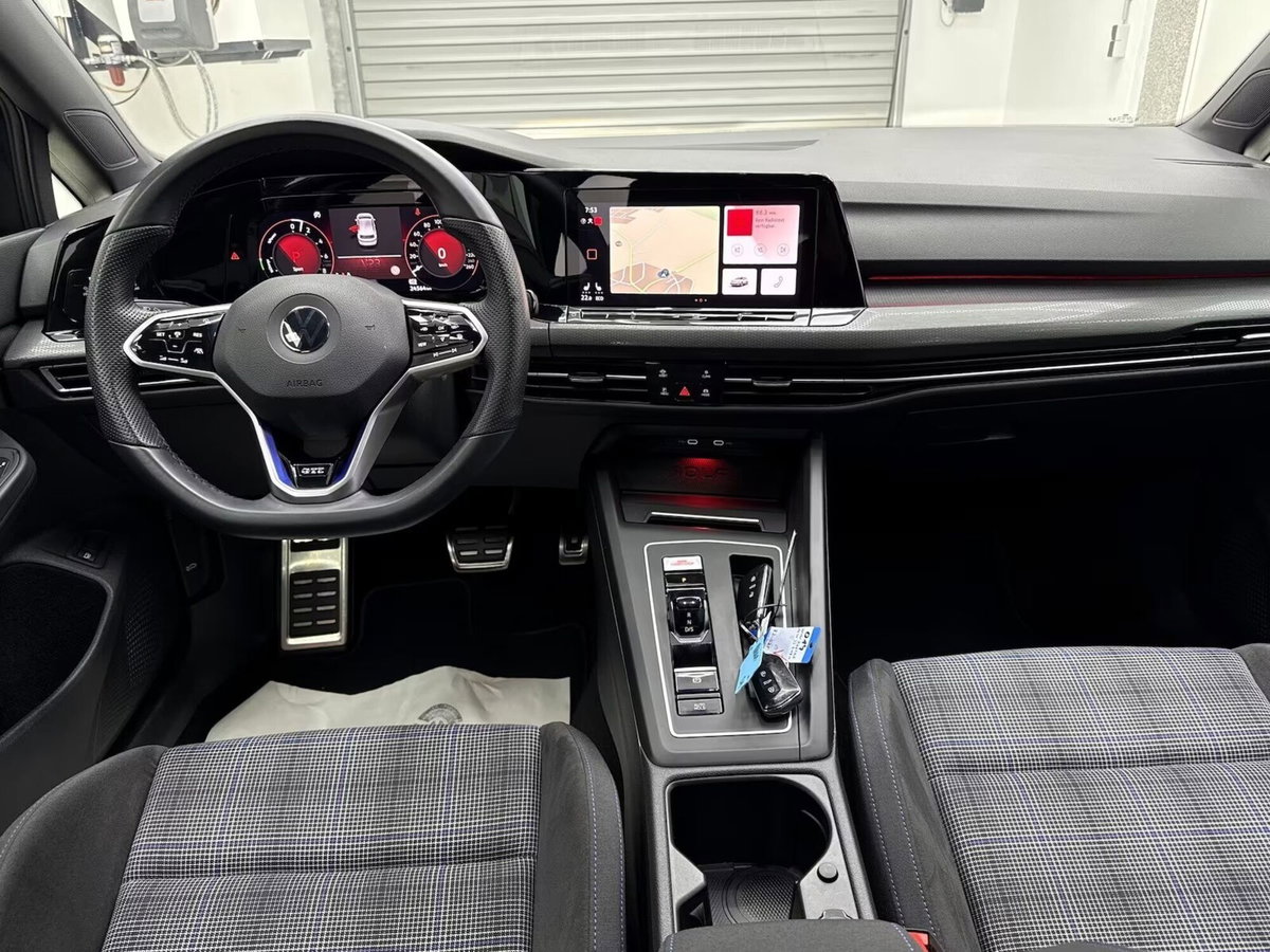 Volkswagen Golf 1.4 GTE DSG Plug-In Hybrid (9)
