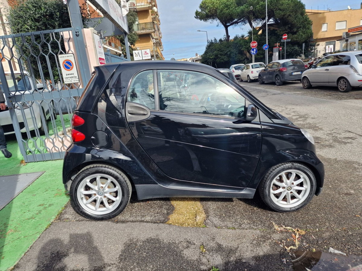 smart Fortwo 1000 52 kW MHD coupé pulse (5)