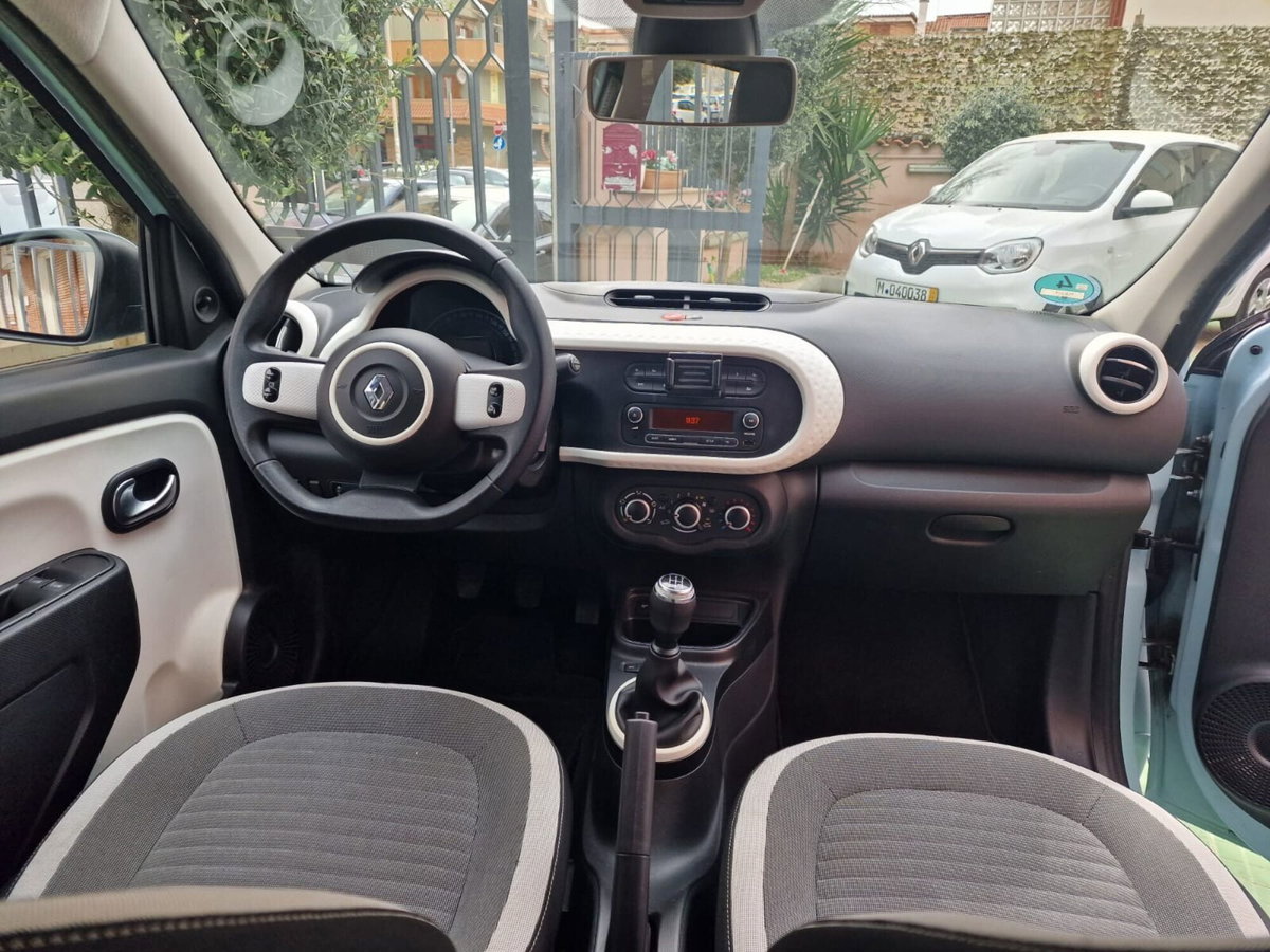 Renault Twingo SCe 65 CV Intens (9)