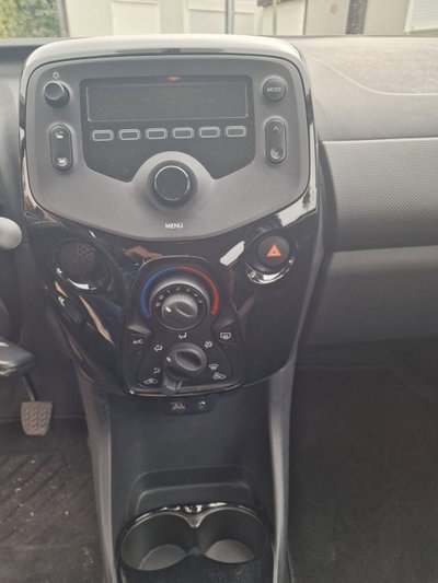 Citroen C1 Airscape C1 Airscape VTi 72 5 porte Shine (7)