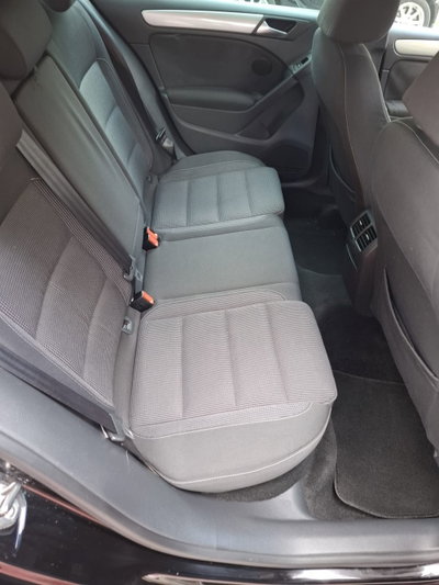 Volkswagen Golf 2.0 TDI 110CV DPF 5p. Highline (10)