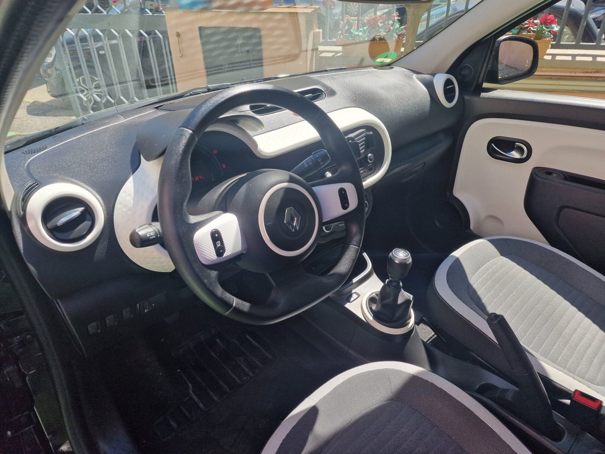 Renault Twingo SCe 65 CV Vibes (5)