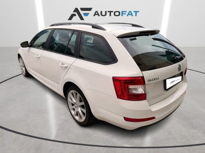Skoda Octavia Station Wagon 1.6 TDI CR 105 CV Wagon Elegance (5)