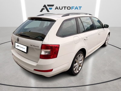 Skoda Octavia Station Wagon 1.6 TDI CR 105 CV Wagon Elegance (7)