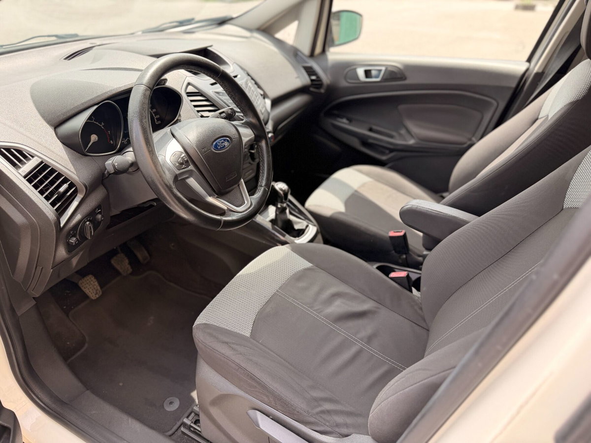 Ford EcoSport 1.0 EcoBoost 125 CV Titanium S (8)
