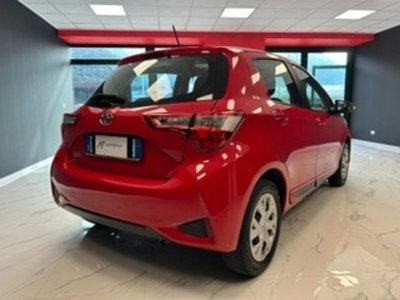 Toyota Yaris 1.0 72 CV 5 porte Lounge (6)
