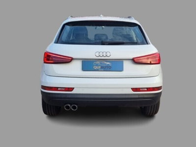 Audi Q3 2.0 TDI 120 CV Business (6)