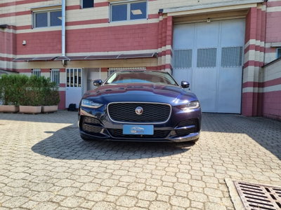 Jaguar XE 2.0 D 204 CV aut. SE usata