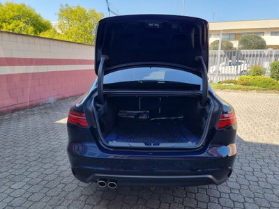 Jaguar XE 2.0 D 204 CV aut. SE (14)