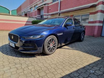 Jaguar XE 2.0 D 204 CV aut. SE (3)