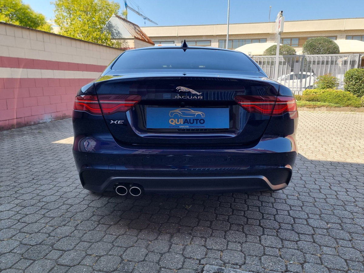 Jaguar XE 2.0 D 204 CV aut. SE (6)