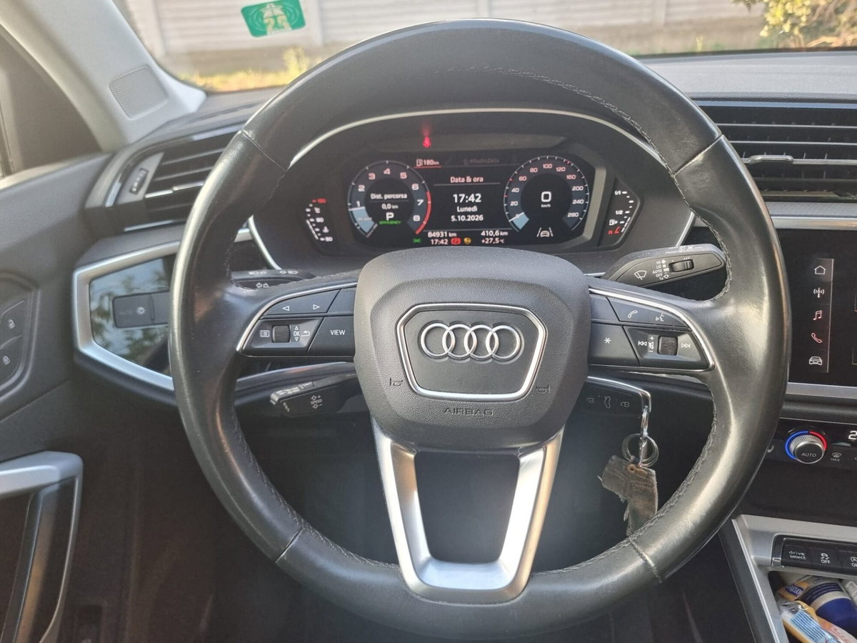 Audi Q3 Sportback 35 TFSI S tronic Business Plus (18)
