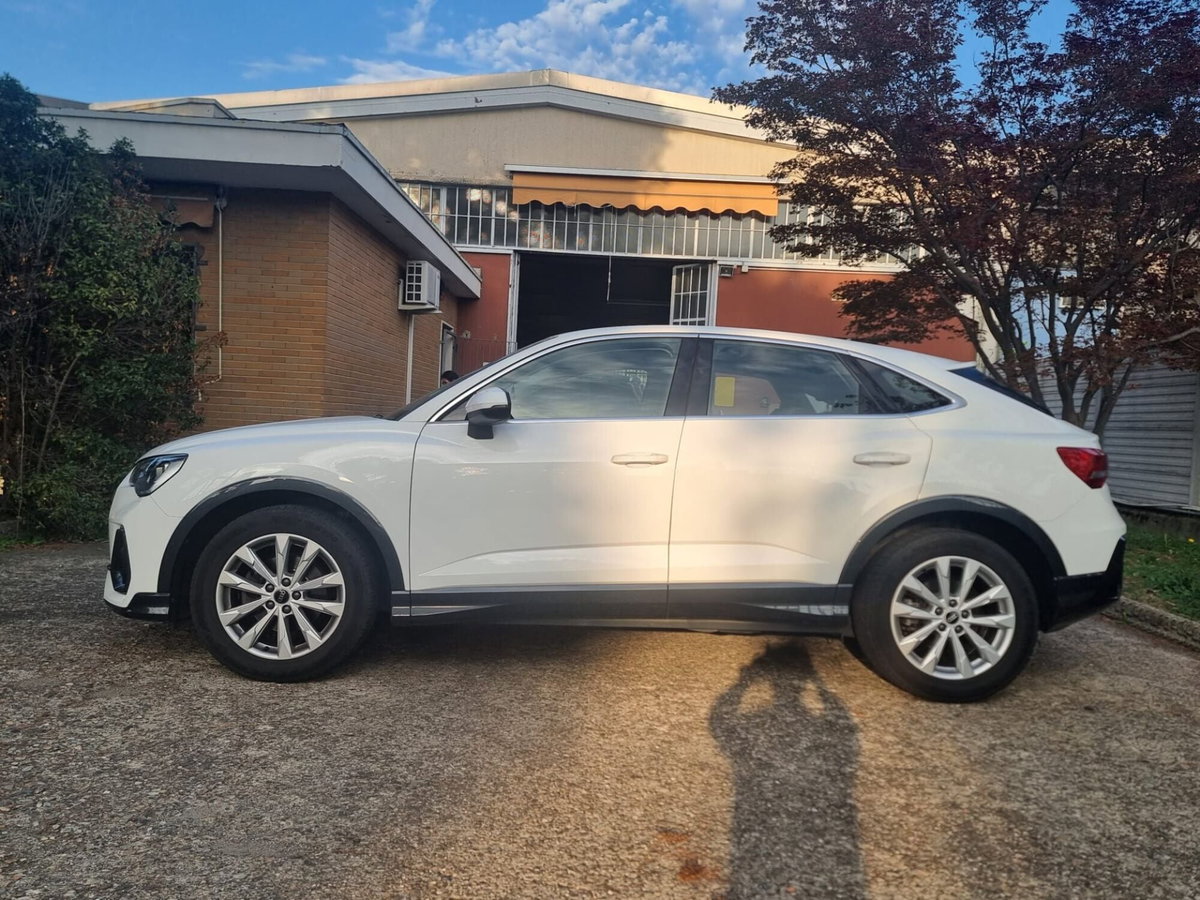 Audi Q3 Sportback 35 TFSI S tronic Business Plus (4)