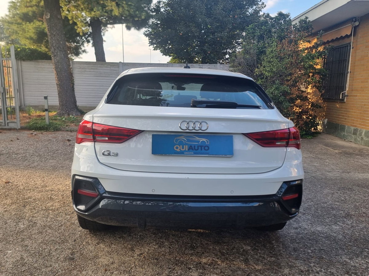 Audi Q3 Sportback 35 TFSI S tronic Business Plus (6)