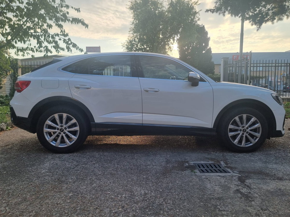 Audi Q3 Sportback 35 TFSI S tronic Business Plus (8)