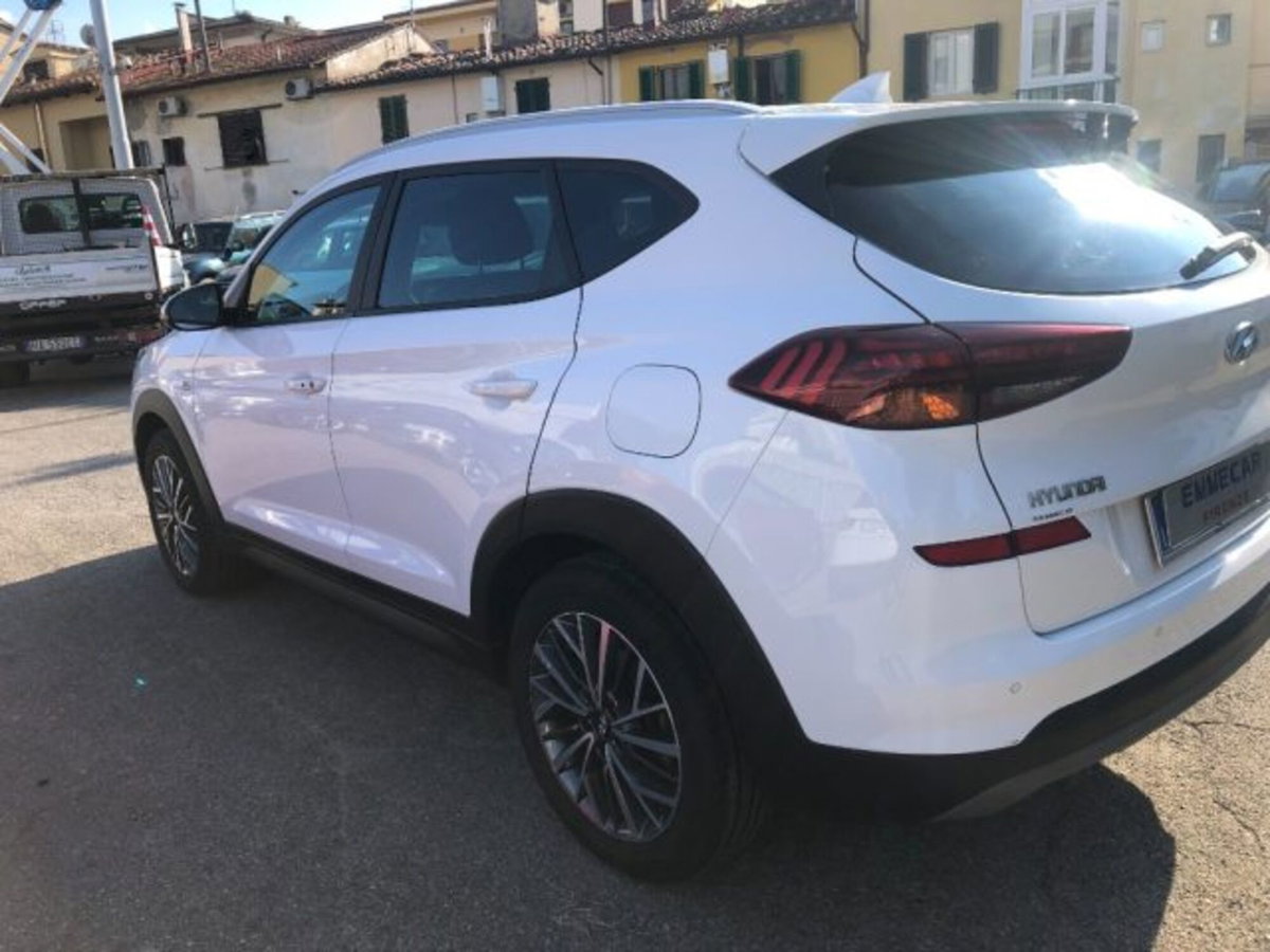 Hyundai Tucson 1.7 CRDi DCT XPossible (4)