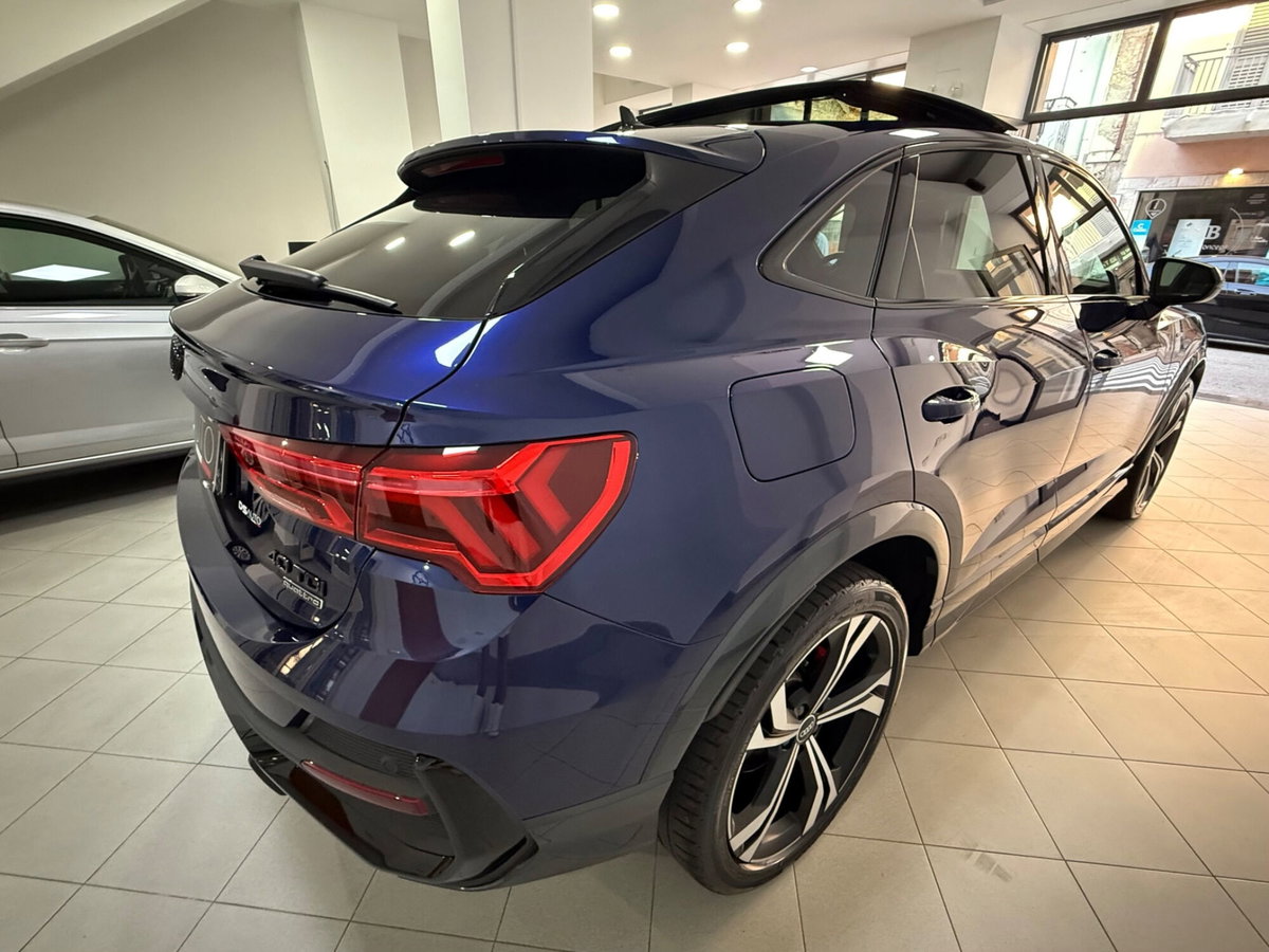 Audi Q3 Sportback 40 TDI quattro S tronic S line edition (12)