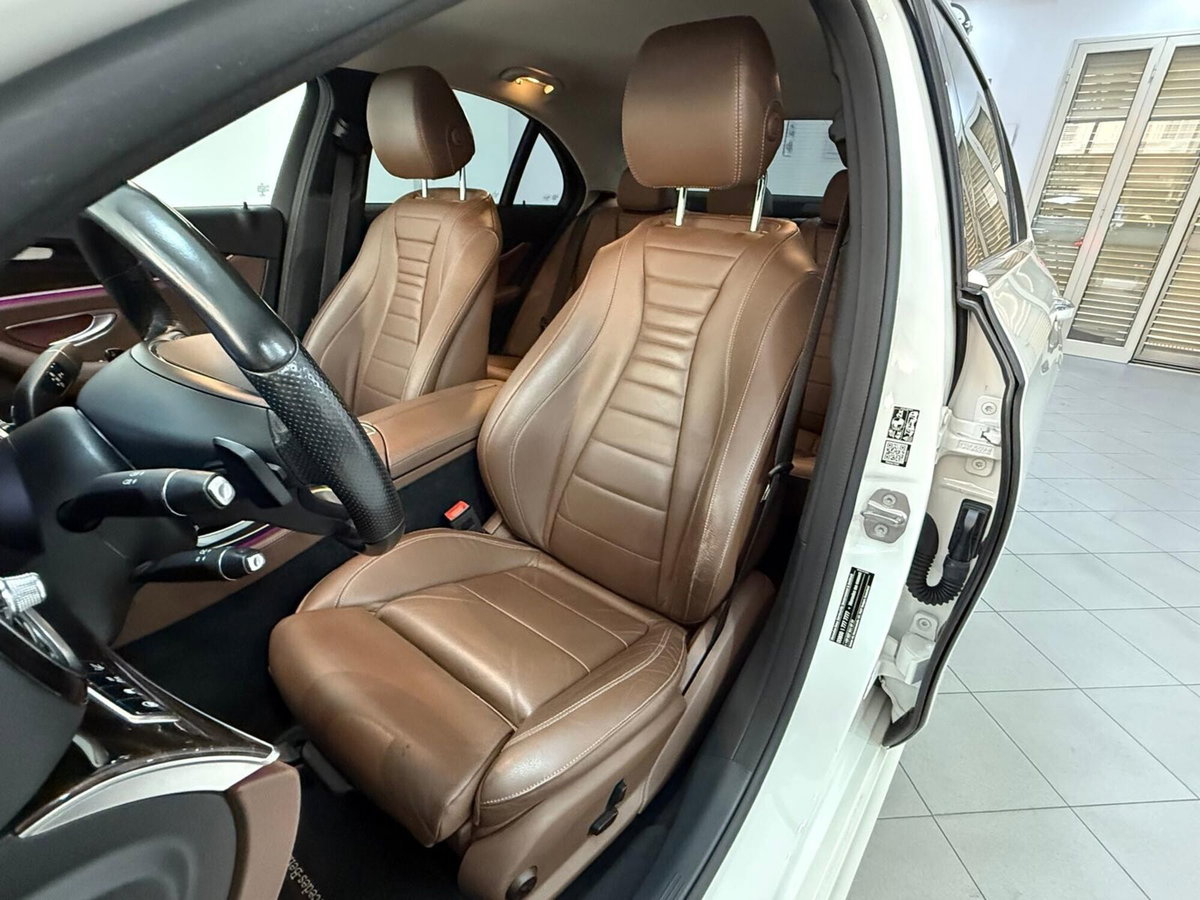 Mercedes-Benz Classe E 220 d 4Matic Auto AMG Line (13)