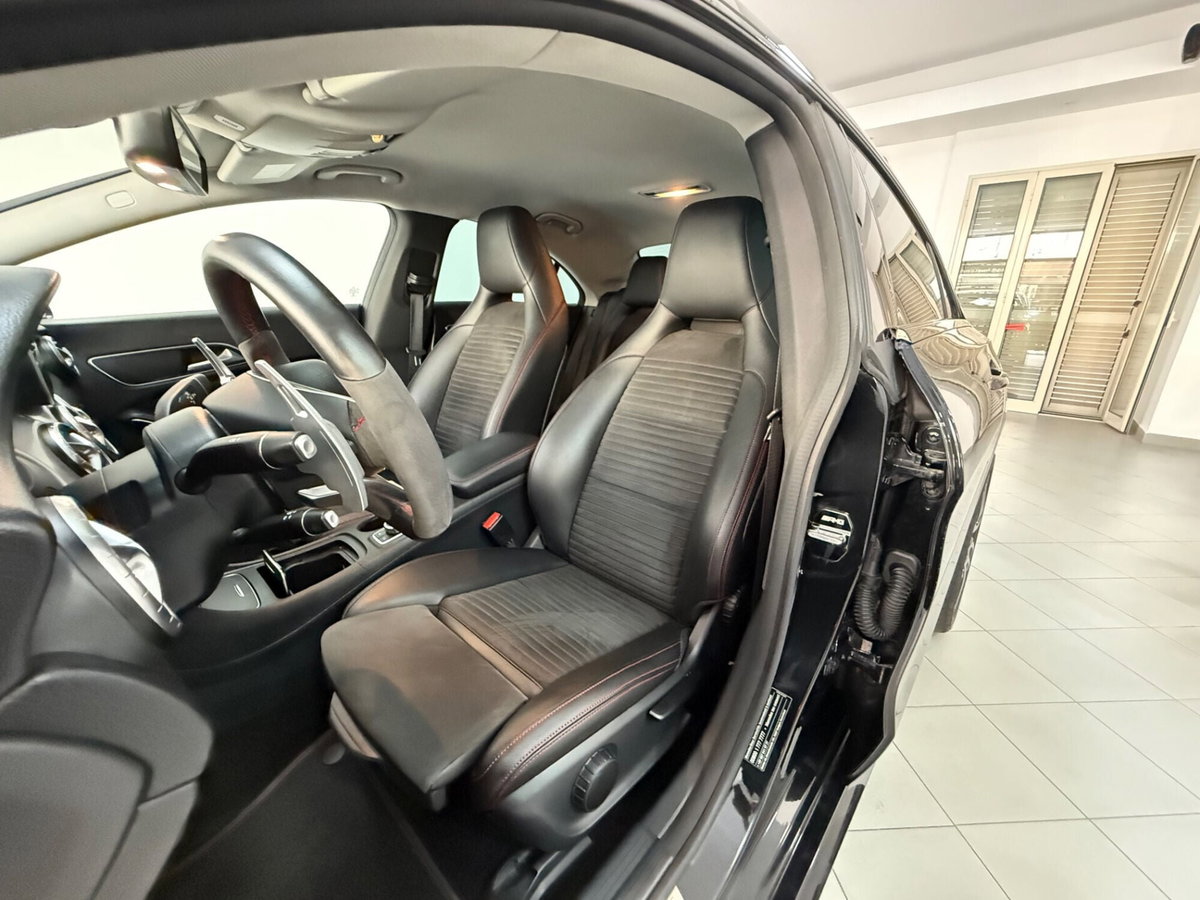 Mercedes-Benz CLA 200 d Automatic Premium (16)