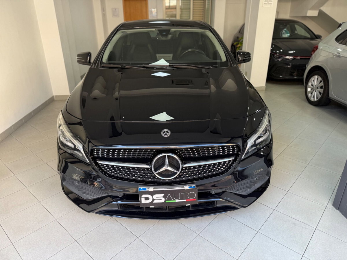 Mercedes-Benz CLA 200 d Automatic Premium (2)